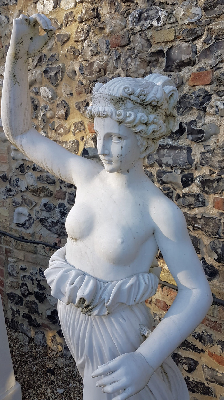 Hebe. (White Marble)