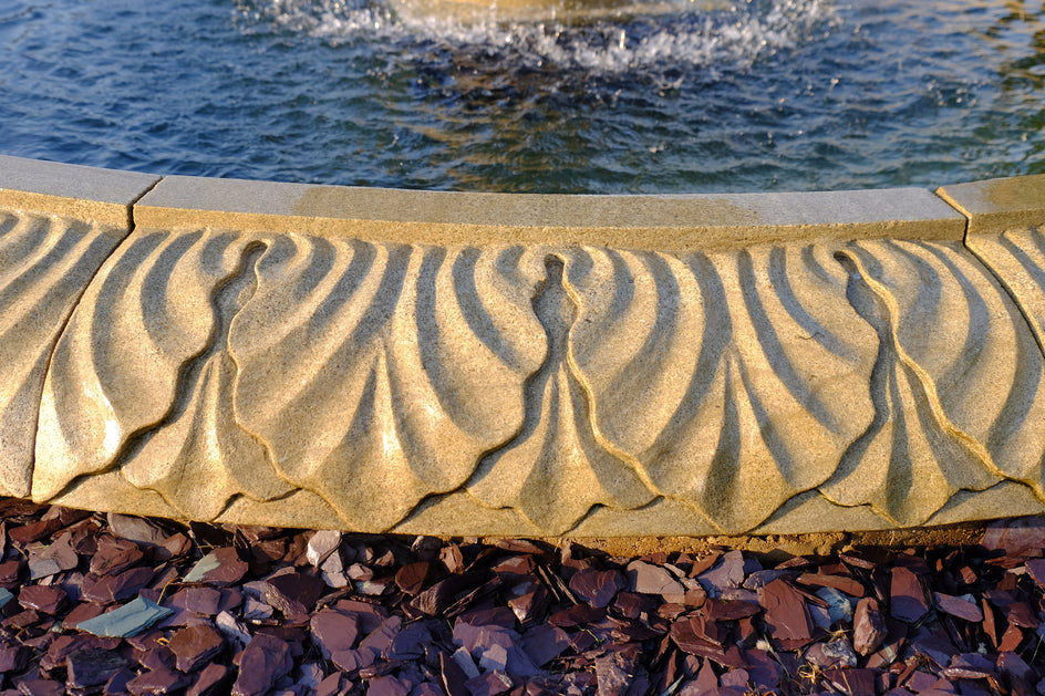 Double Tier Fountain & Surround (Sandstone)